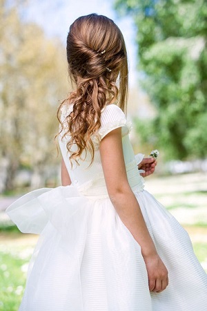 HAIR IDEAS FOR BRIDESMAIDS, LONDON HAIRDRESSERS, GUSTO HAIR HAIR IDEAS FOR BRIDESMAIDS, LONDON HAIRDRESSERS, GUSTO HAIR