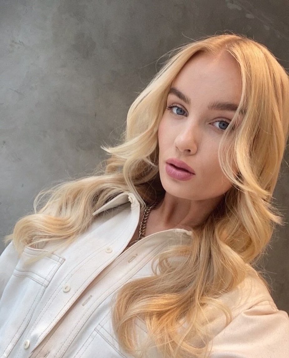 Blow Dry Bar at Best Hairdressers in Central London Blow Dry Bar at Best Hairdressers in Central London