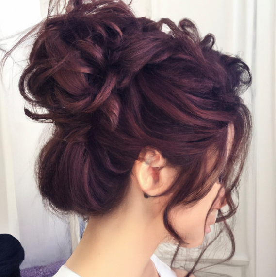 The 90s Princess Updo The 90s Princess Updo