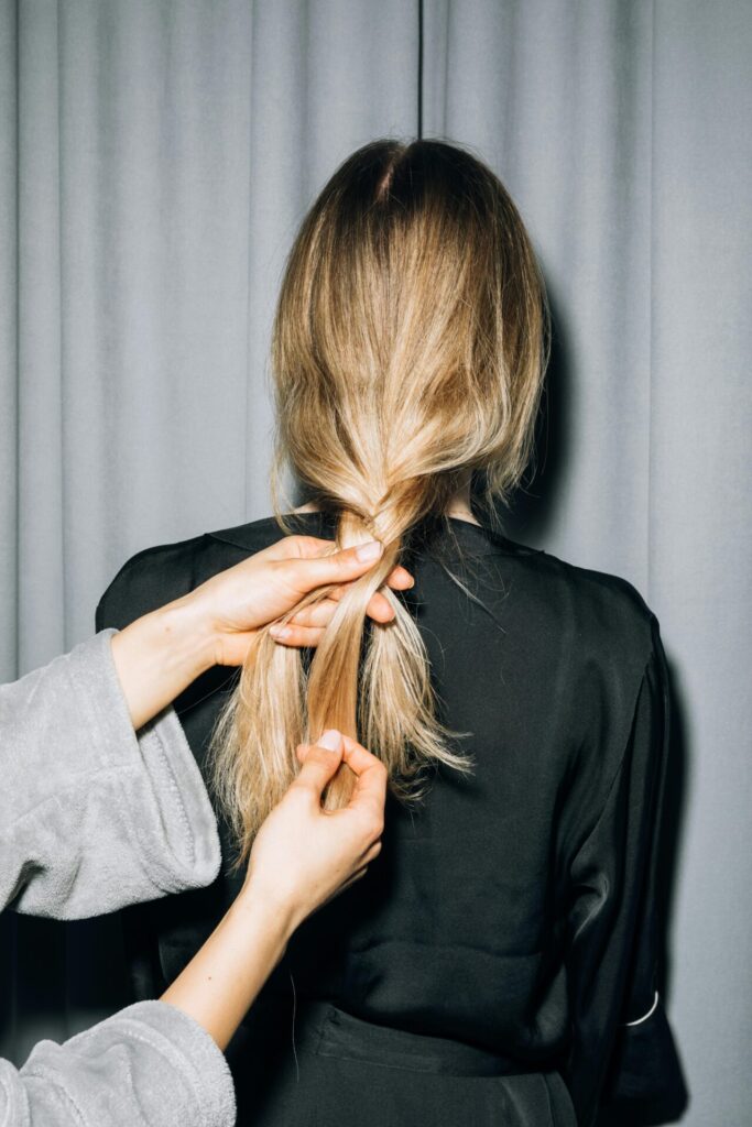 how to tie up hair without damaging 