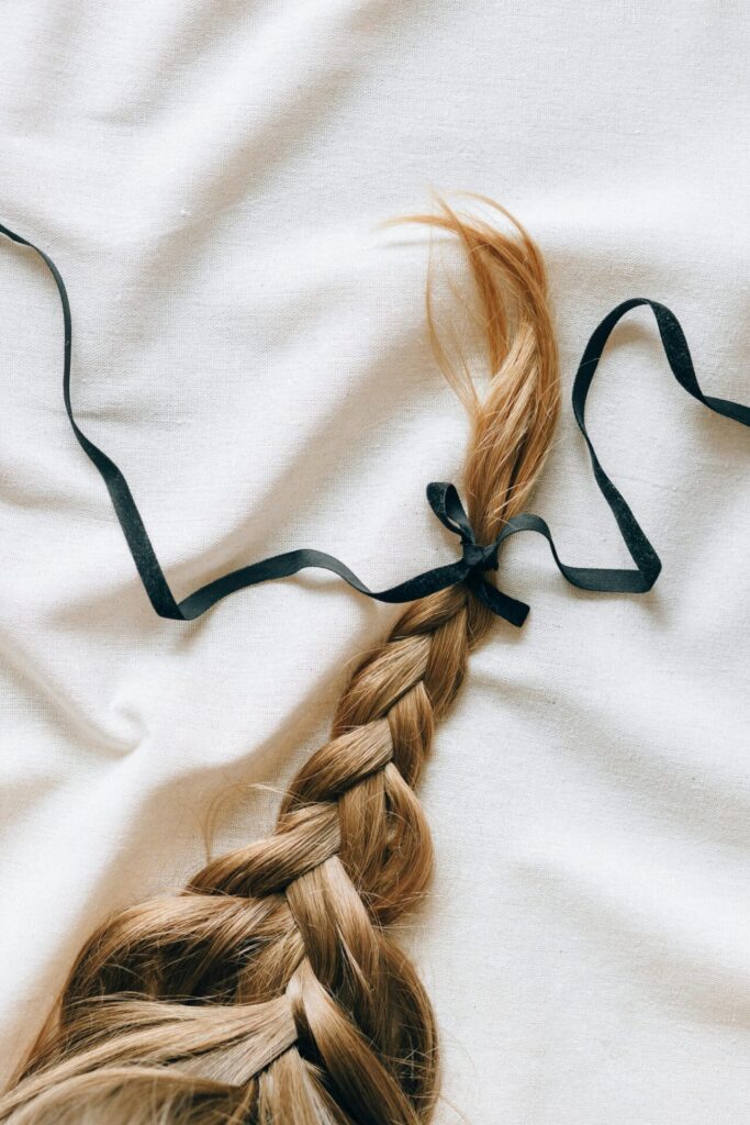 how to tie up hair without damaging 
