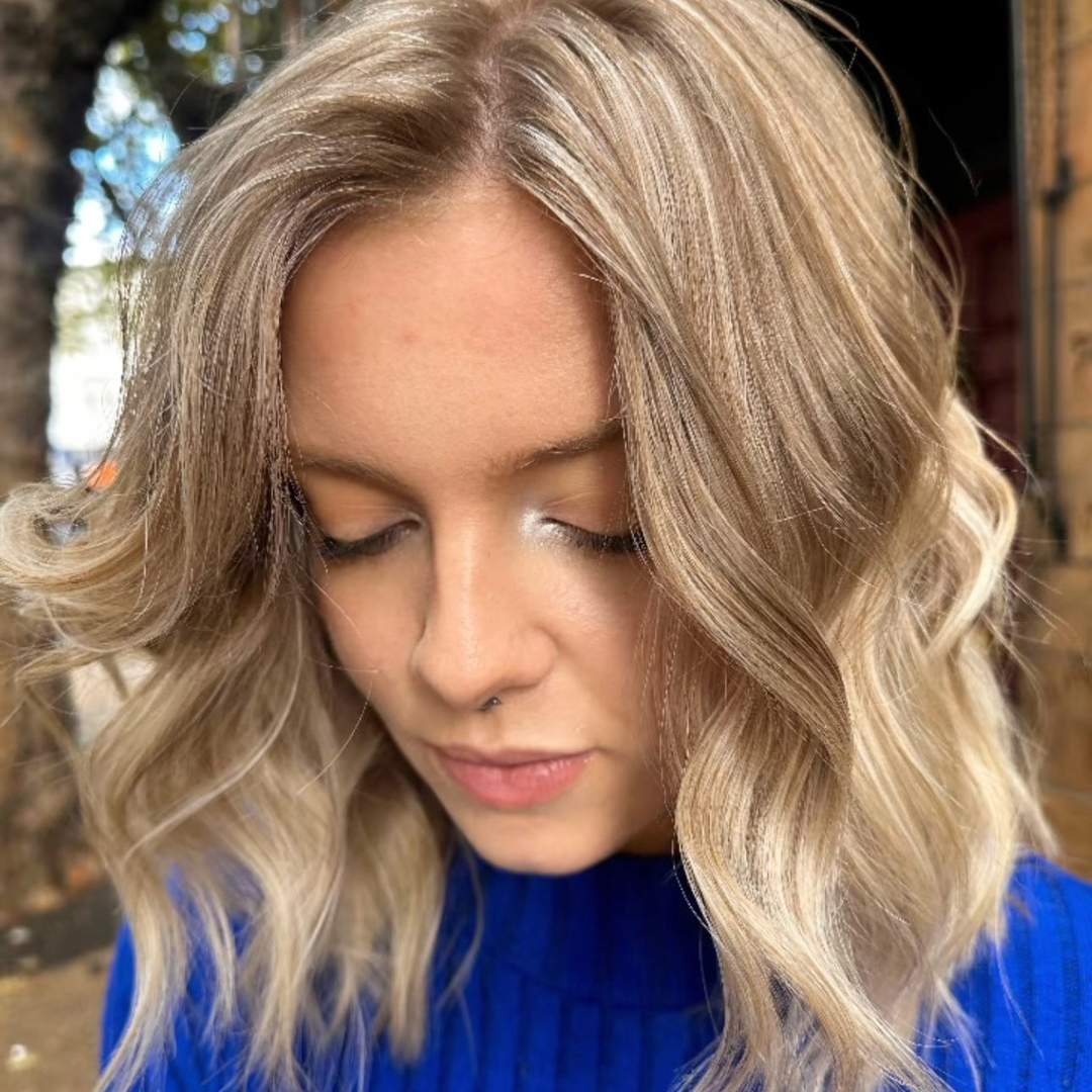 HAIR COLOUR