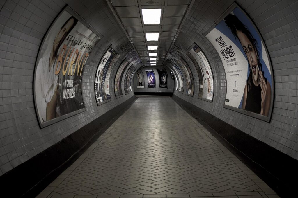hair salon, london underground strikes