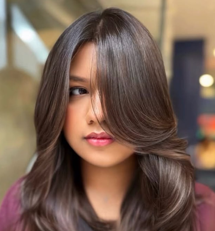 Bouncy blow out Bouncy blow dry