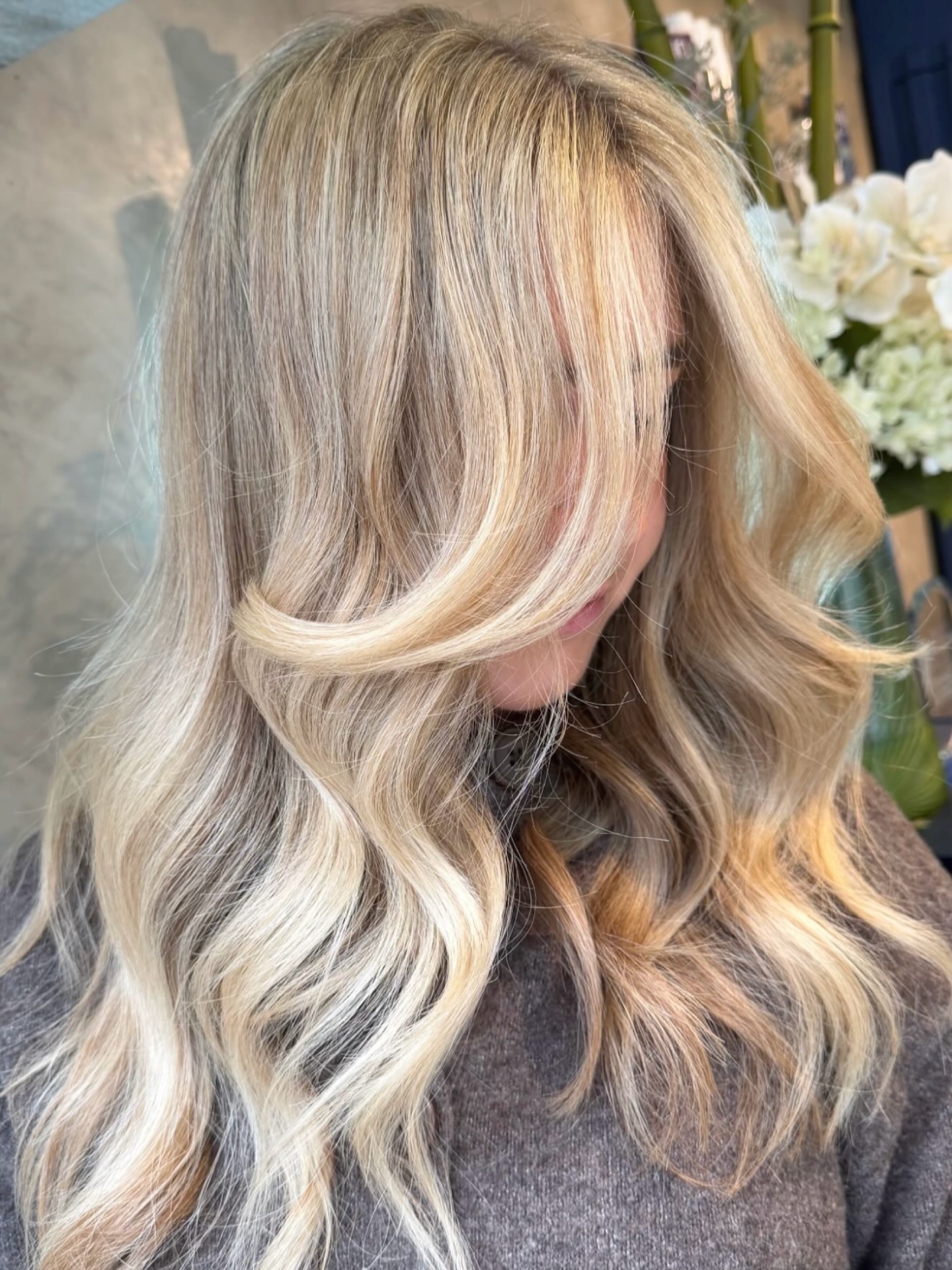 Blonde highlights maintenance at Gusto Hair