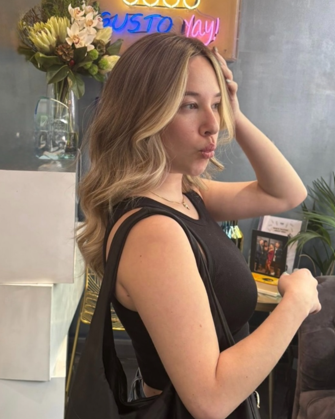 layered blonde hairstyle at gusto hair salons londons (1) layered blonde hairstyle at gusto hair salons londons (1)